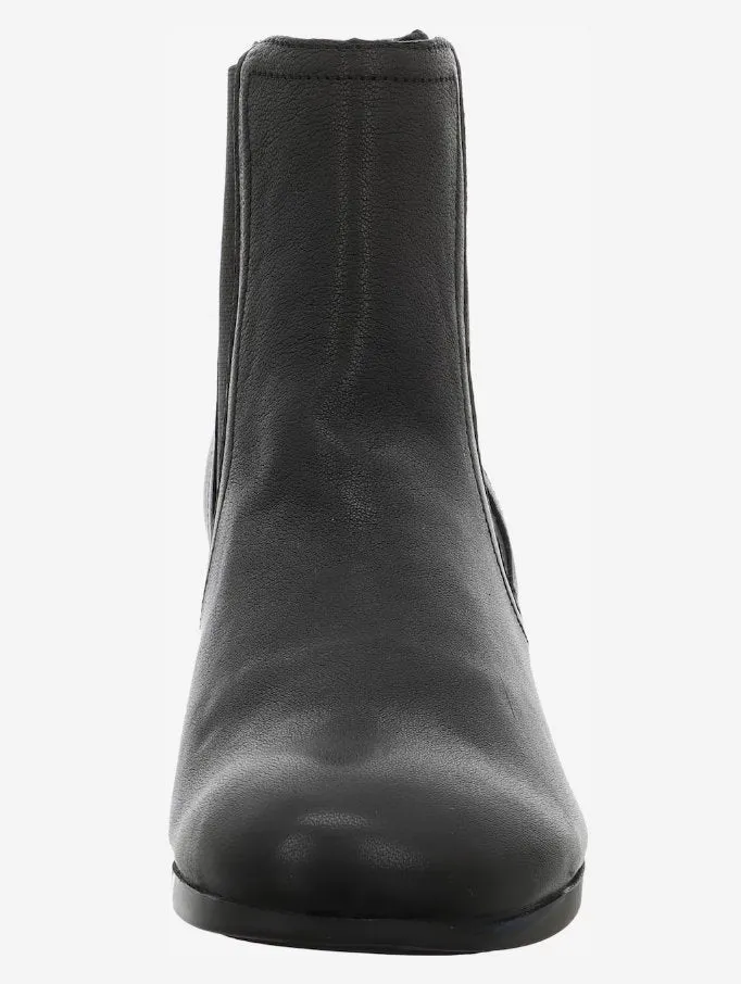 Think Stiefeletten schwarz