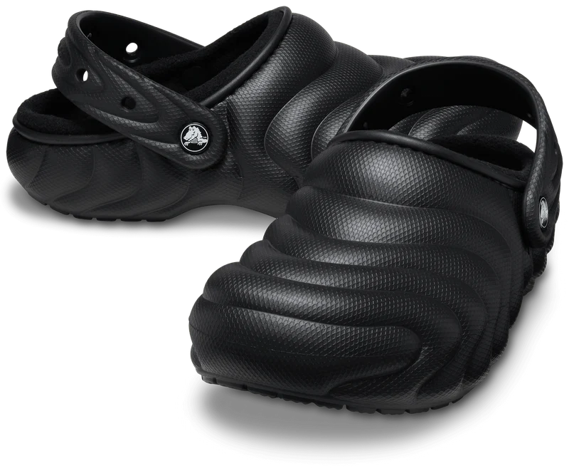 Crocs Unisex-Clogs mit klassischem, gefüttertem Overpuff - Schwarz