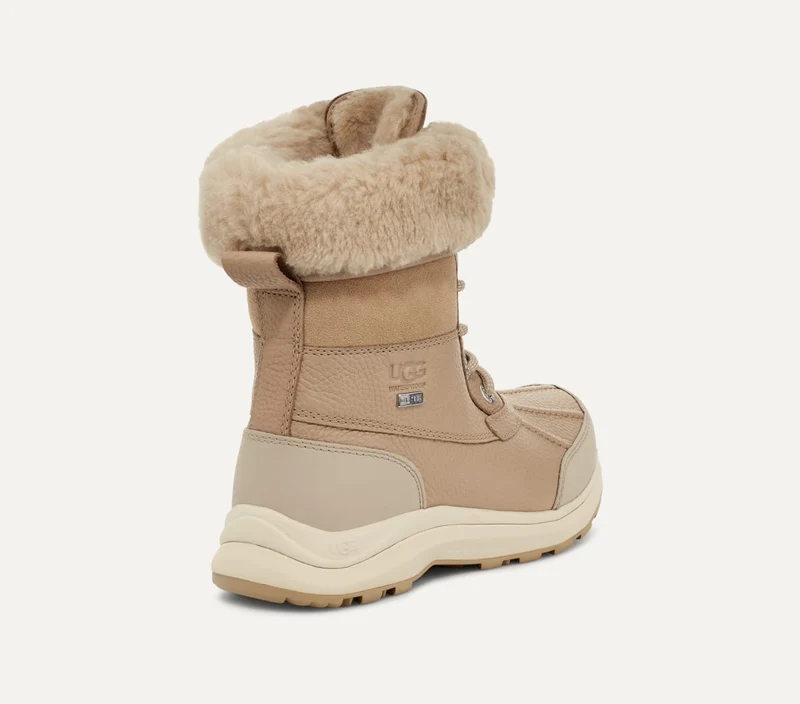 UGG Adirondack III Stiefel für Damen - Senfgelb