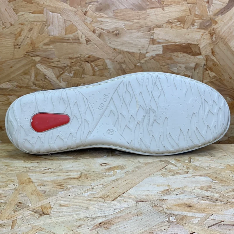 On Foot Herren-Schuhe aus perforiertem Leder – Braun