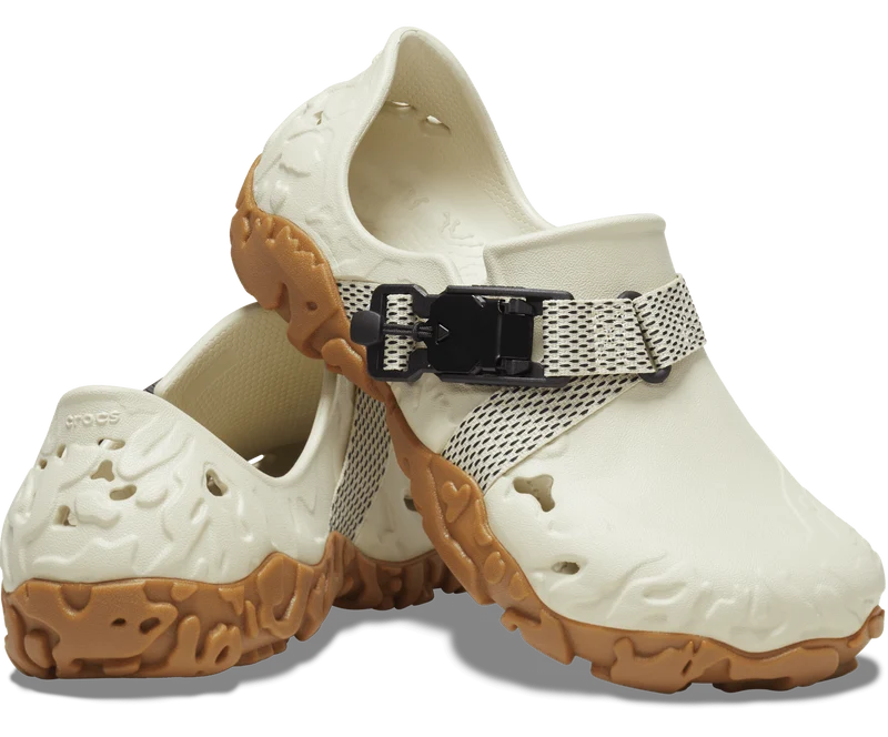 Crocs Unisex All Terrain Atlas Clog – Knochen