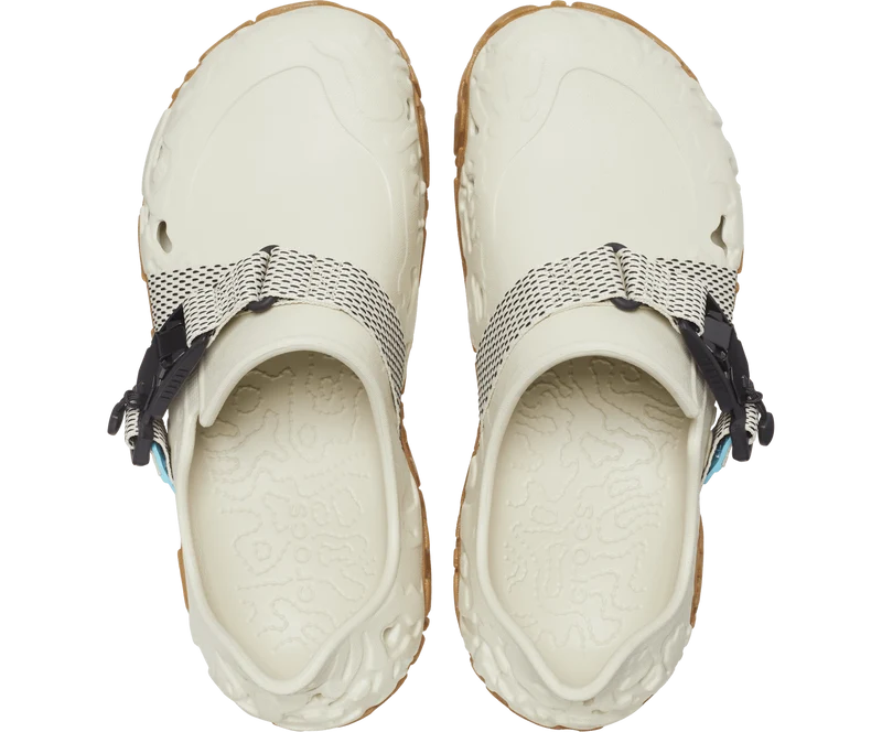 Crocs Unisex All Terrain Atlas Clog – Knochen
