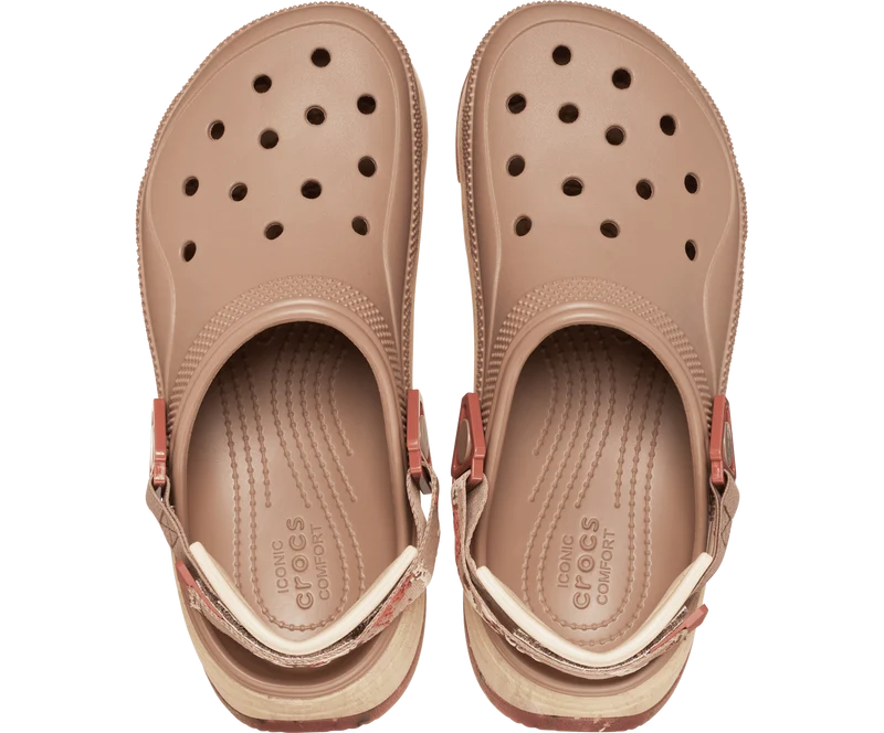 CROCS Unisex Hiker Xscape Marmorierter Clog – Latte