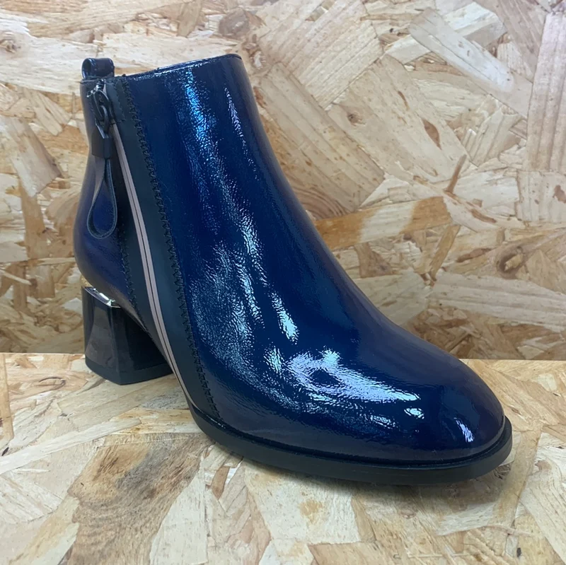 Kate Appleby Damen-Stiefelette von Oakley – Saphirblau