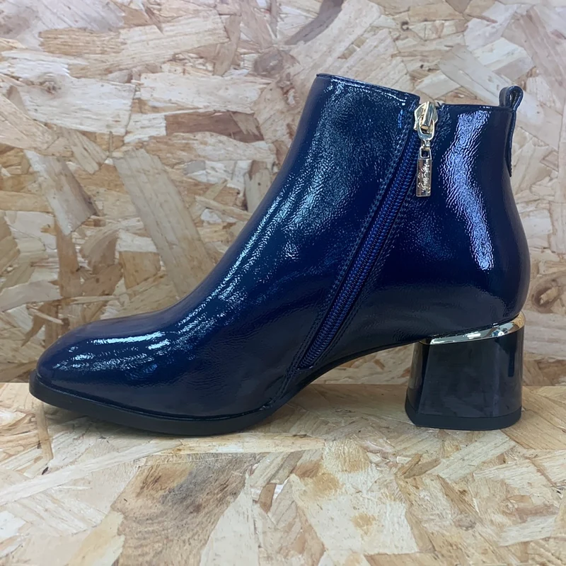 Kate Appleby Damen-Stiefelette von Oakley – Saphirblau