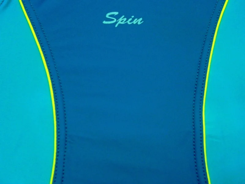 SPIN Mädchen Badeanzug Schwimmanzug Badekostüm 232