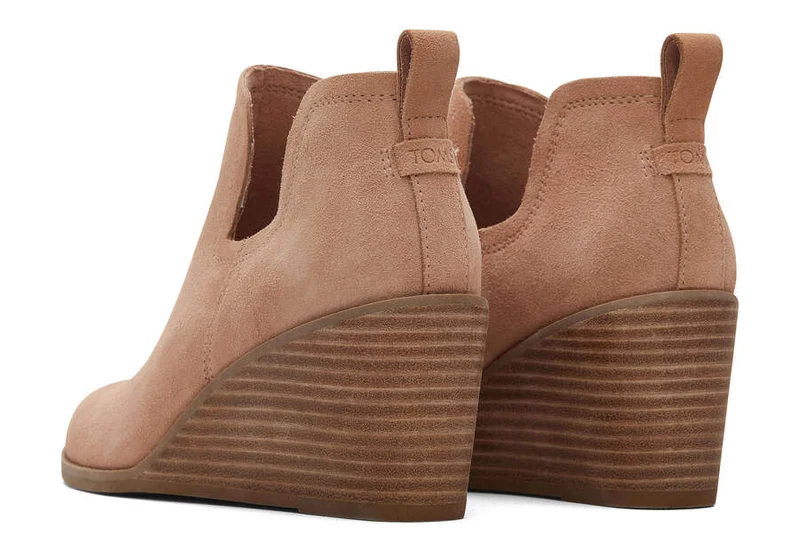 TOMS Kallie Wildlederstiefel mit Ausschnitt für Damen – Braun
