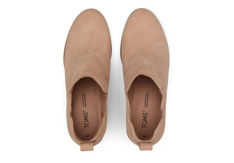TOMS Kallie Wildlederstiefel mit Ausschnitt für Damen – Braun
