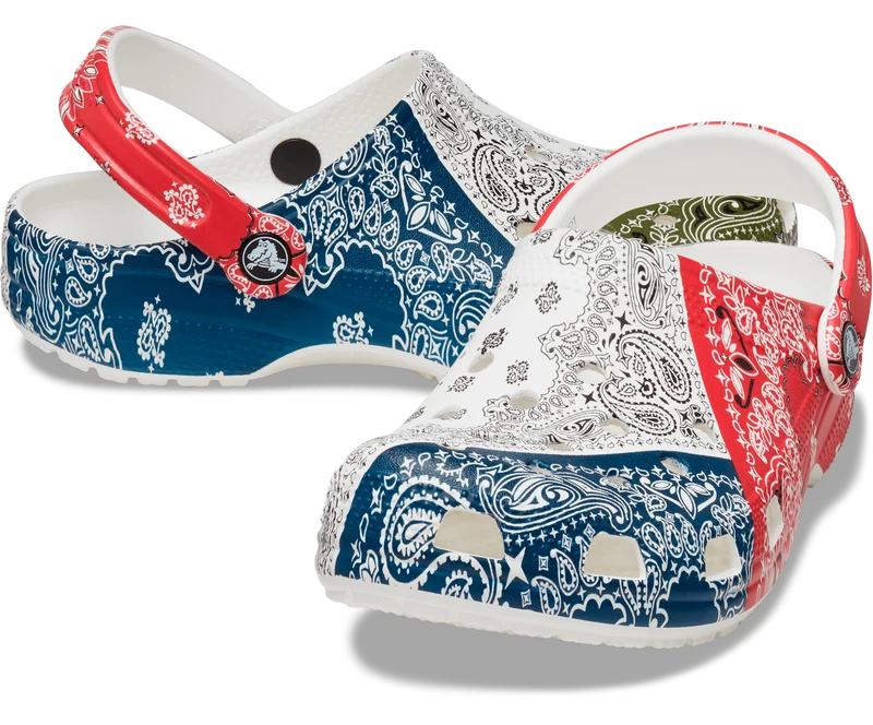 Crocs Klassischer Unisex-Bandana-Clog – Mehrfarbig
