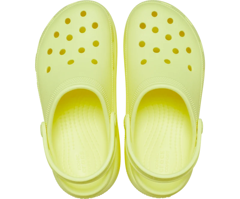 Crocs Klassischer Cutie-Plateau-Clog für Kinder – Schwefel