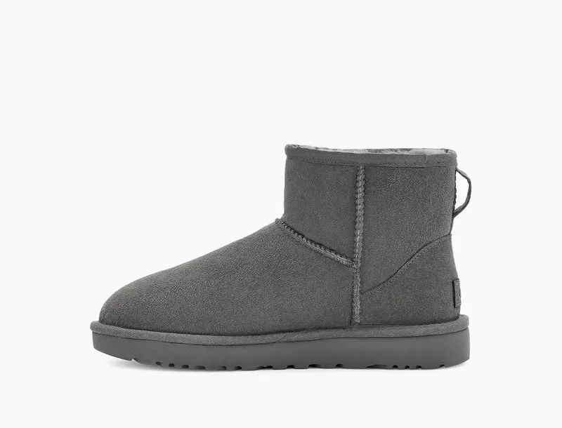 UGG Damen Classic Mini II Stiefel – Grau