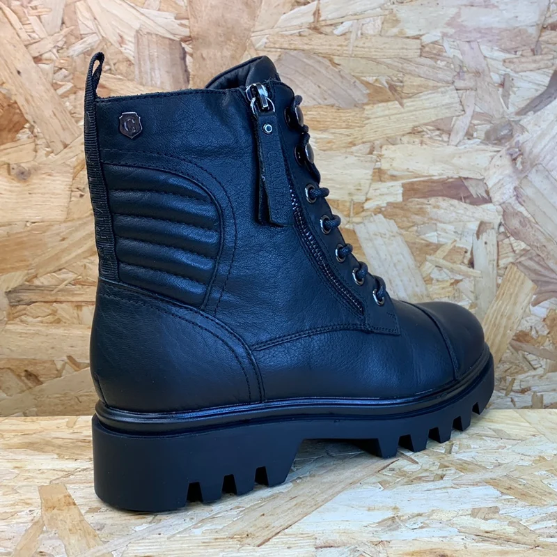 Carmela Modische Damen-Stiefelette aus Leder – Schwarz