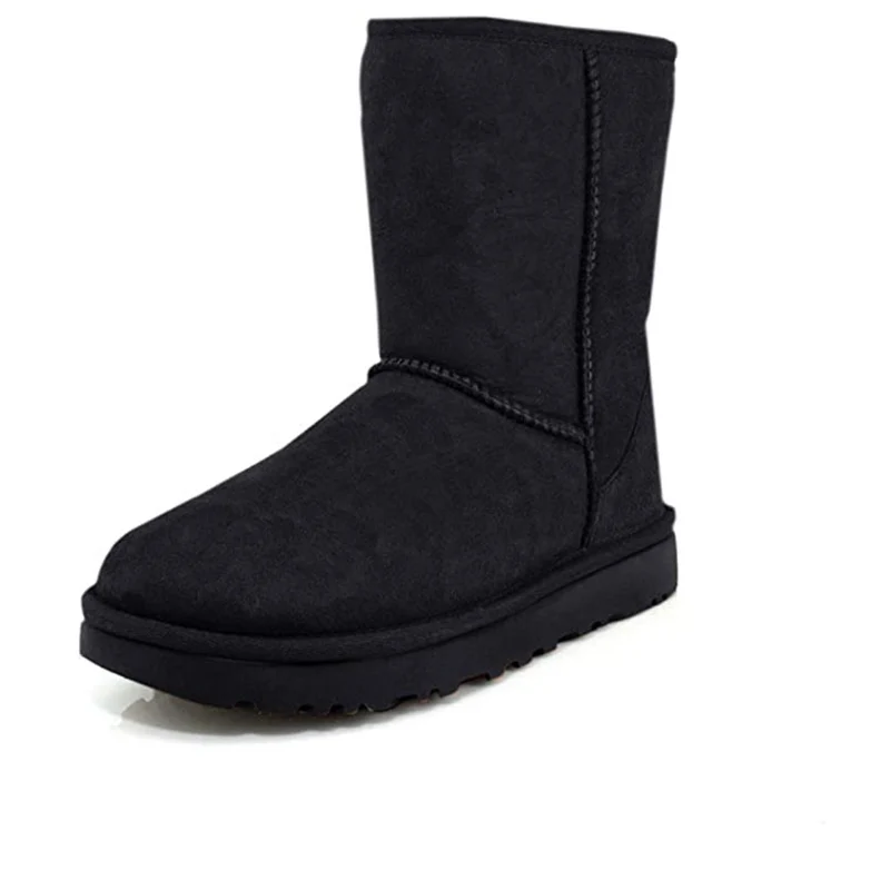 UGG - Klassischer Kurzstiefel für Damen – Schwarz