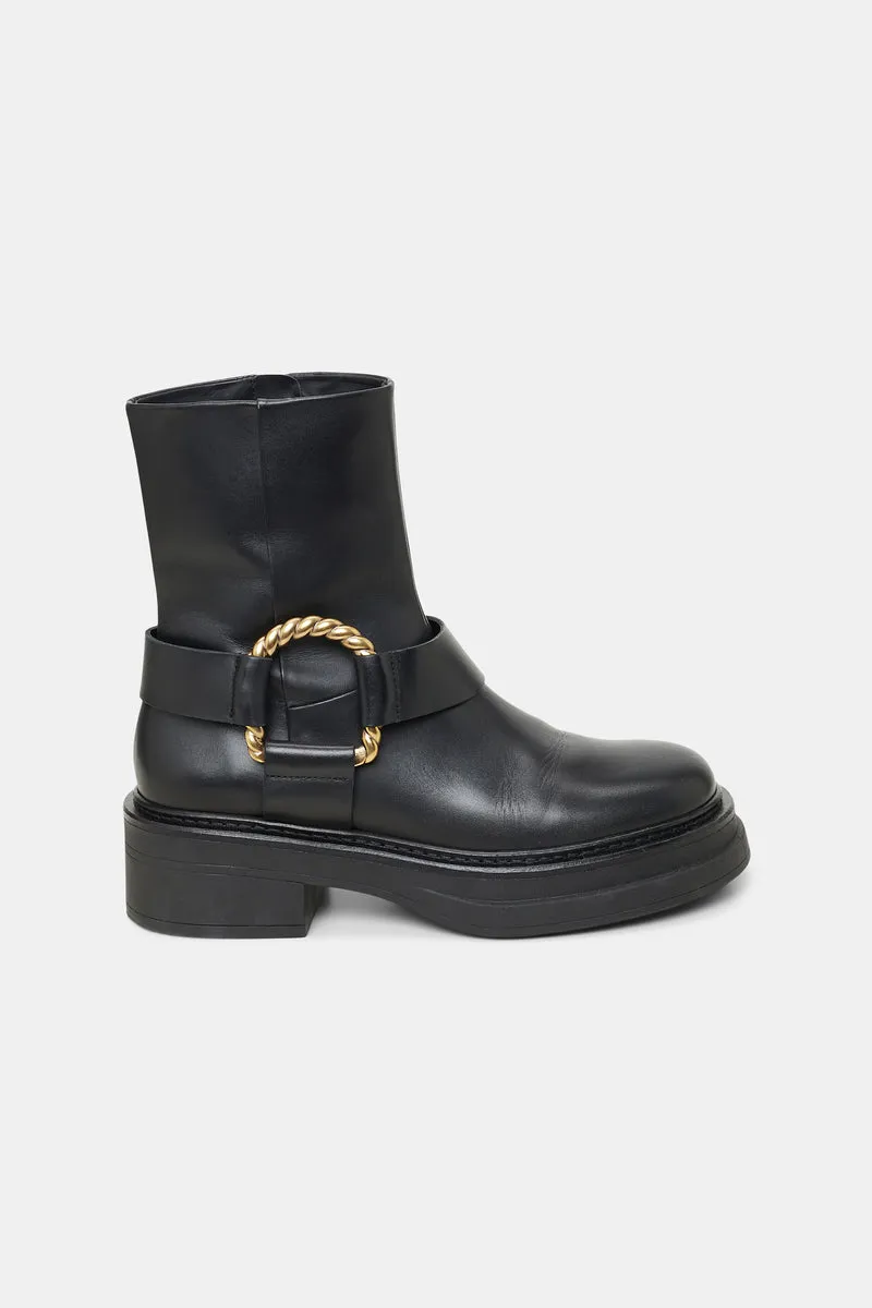 Stiefeletten Chic Sophistication