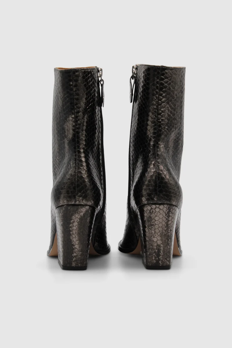 Stiefelette Malika