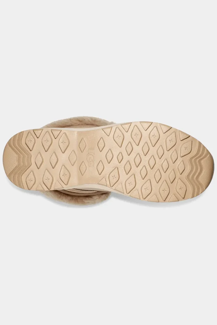 Boots Adirondack