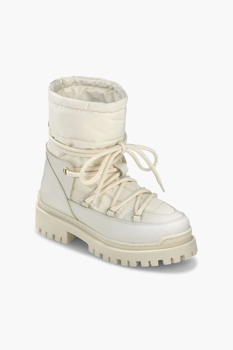 Boots Performance Bomber