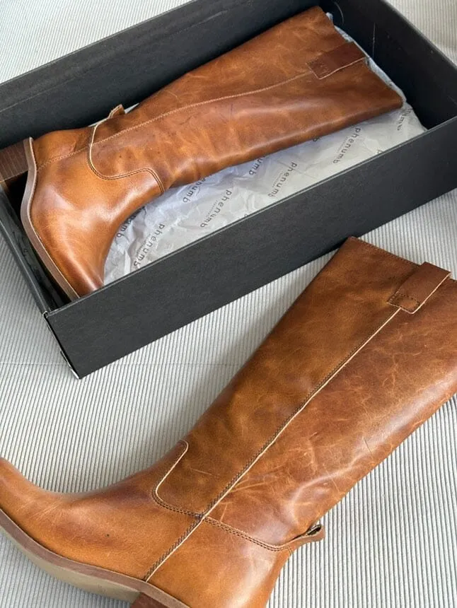 Phenumb Copenhagen - Martina Long - Cognac