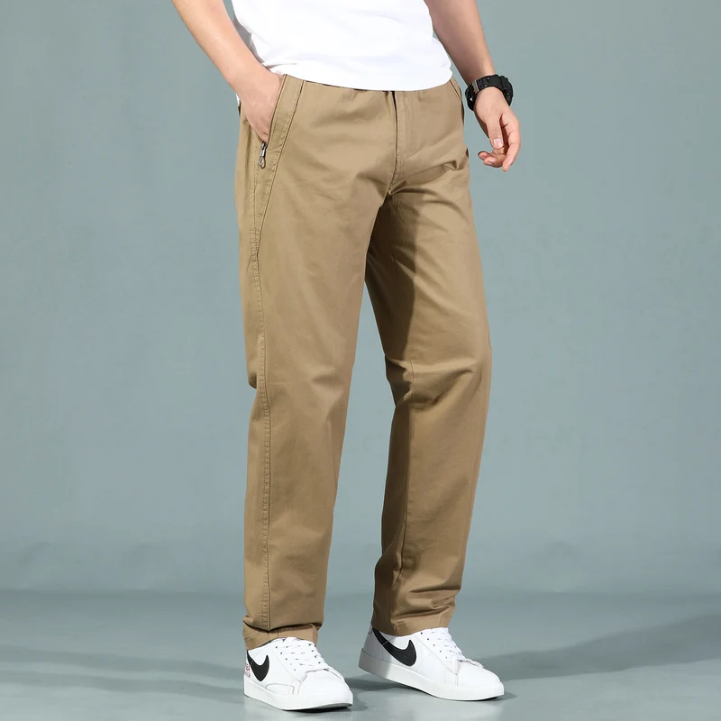 Herren Locker geschnittene Chinohose mit seitlicher Reißverschlusstasche und elastischem Beinabschluss Nord Taschen