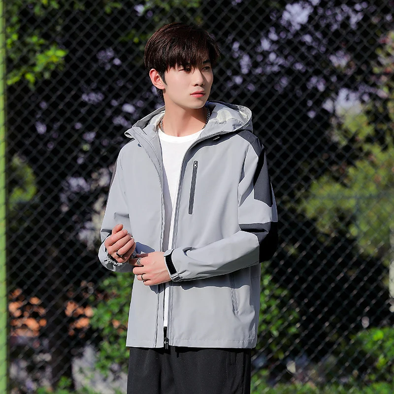 Herren Sportliche Softshell-Outdoorjacke mit Kapuze, Colorblock-Ärmel und wasserabweisender Membran Nord Taschen