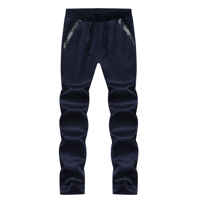 Herren Sportives Trainingsanzug-Set aus Funktionssoftshell mit Camouflage-Ärmeln und regulierbarer Joggerhose Nord Taschen