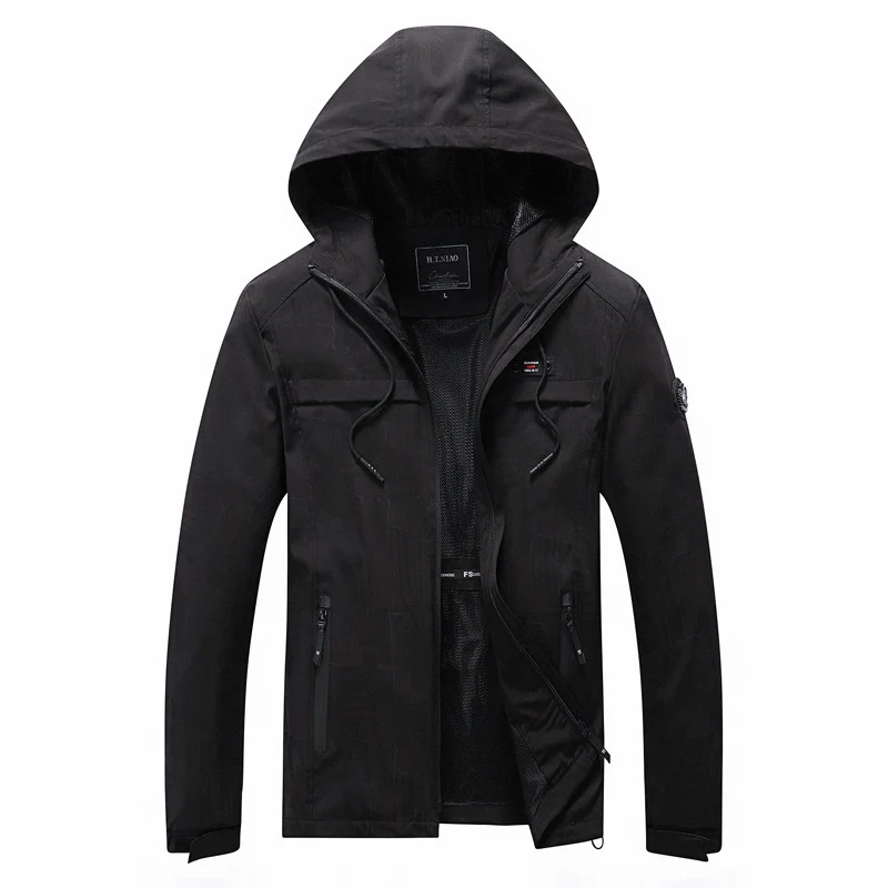 Herren Softshell-Jacke mit Kapuze, winddichtem Außenmaterial und atmungsaktivem Meshfutter Nord Taschen