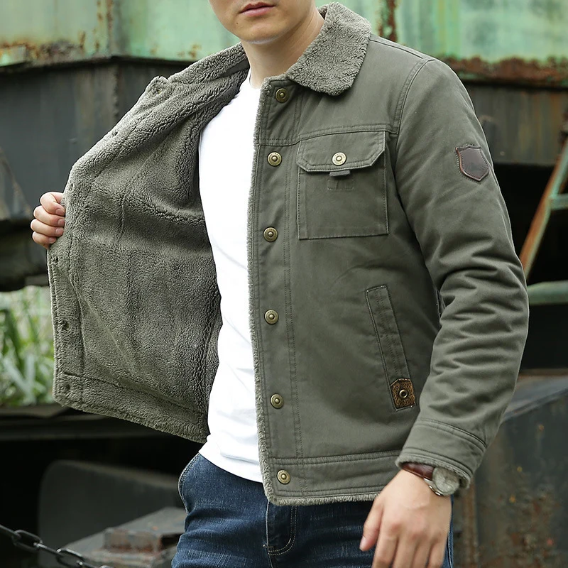 Herren Sherpagefütterte Canvas‑Truckerjacke mit Teddyfutter und Hemdkragen Nord Taschen