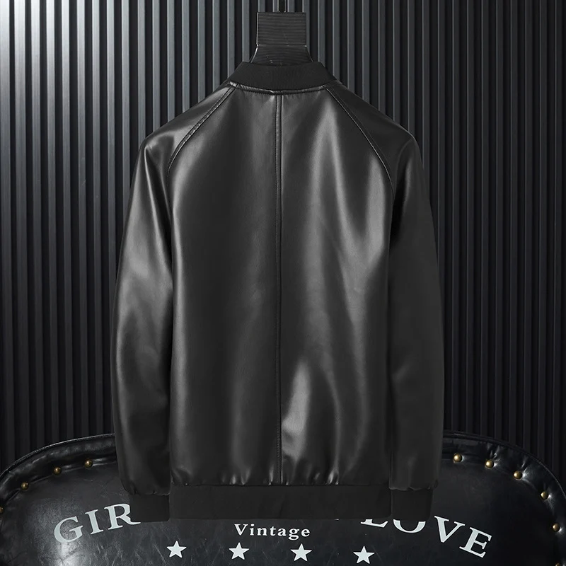 Herren schlanker Kunstleder-Bomber im minimalistischen Aviator‑Look mit geripptem Saum Nord Taschen