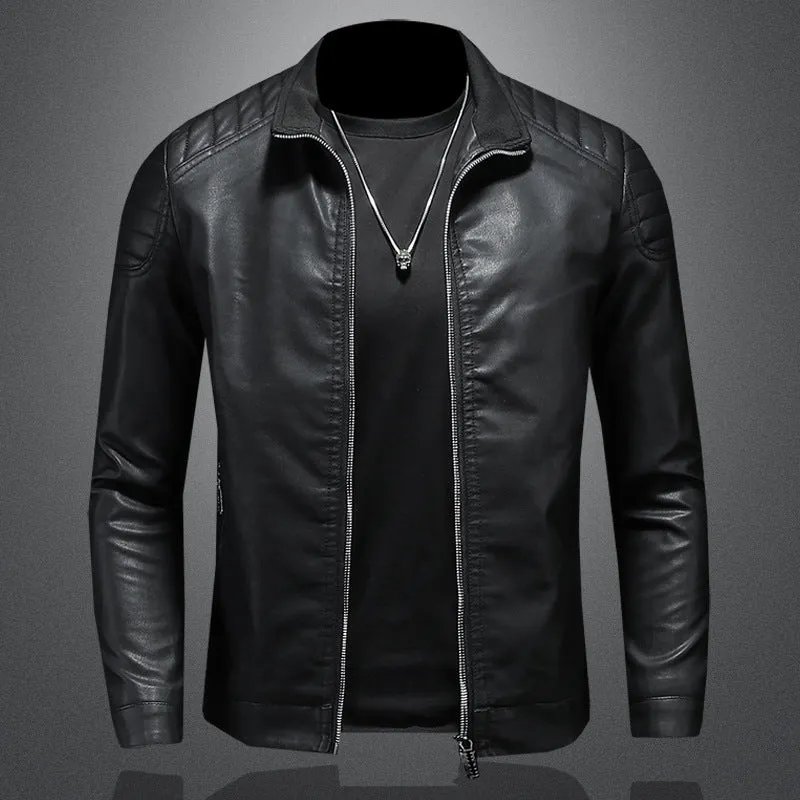 Herren schlank geschnittene Kunstleder-Motojacke mit Stehkragen und gesteppter Schulterpasse Nord Taschen