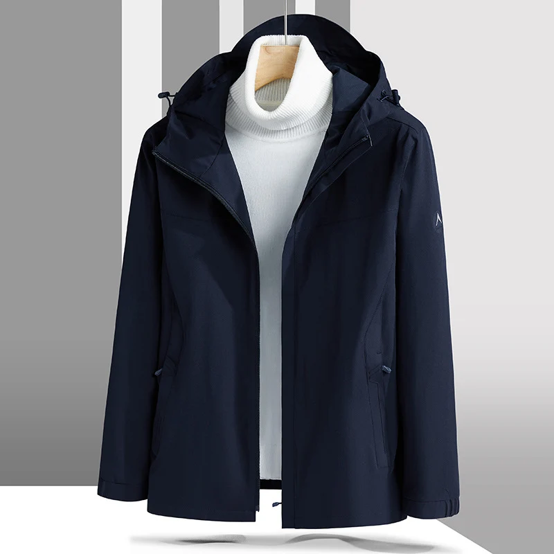 Herren Leichte technische Softshelljacke mit verstellbarer Kapuze und minimalistischer Sportpassform Nord Taschen