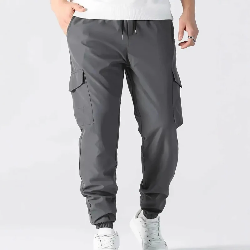 Herren Leichte Tech-Cargohose im Joggerstil mit Tunnelzug, elastischem Beinabschluss & Multifachtaschen Nord Taschen
