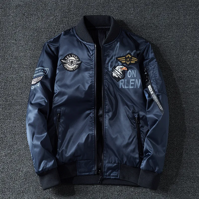 Herren Pilotenbomberjacke im Aviator-Look mit Badge-Applikationen, Ärmeltasche und gerippten Bündchen Nord Taschen