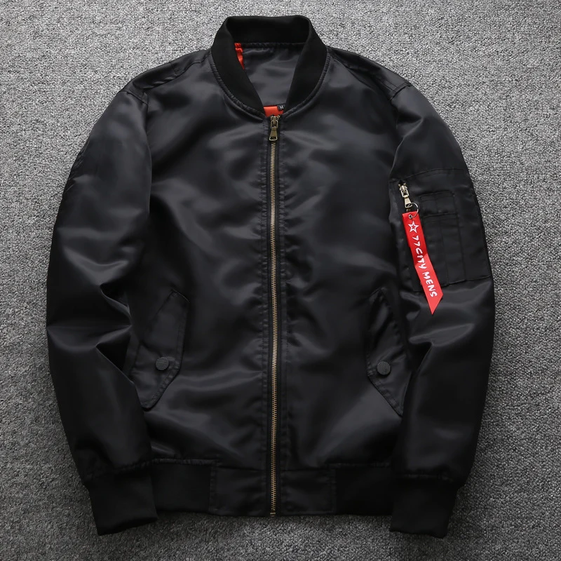 Herren Nylon-Bomberjacke mit Ärmeltasche, gerippten Bündchen und Utility-Details Nord Taschen