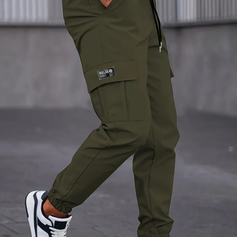 Herren Cargo-Jogginghose mit Tunnelzug, tapered Schnitt & aufgesetzten Klappentaschen Nord Taschen