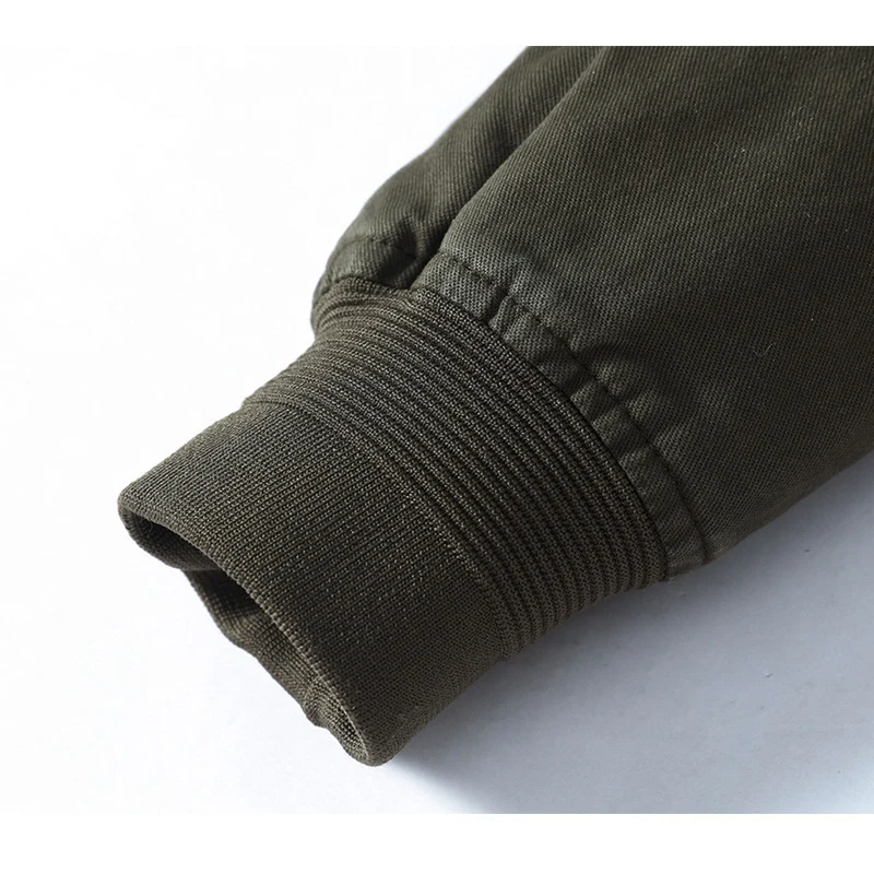 Herren leichter Canvas-Fieldbomber mit Stehkragen, verdecktem Reißverschluss und Pattentaschen Nord Taschen