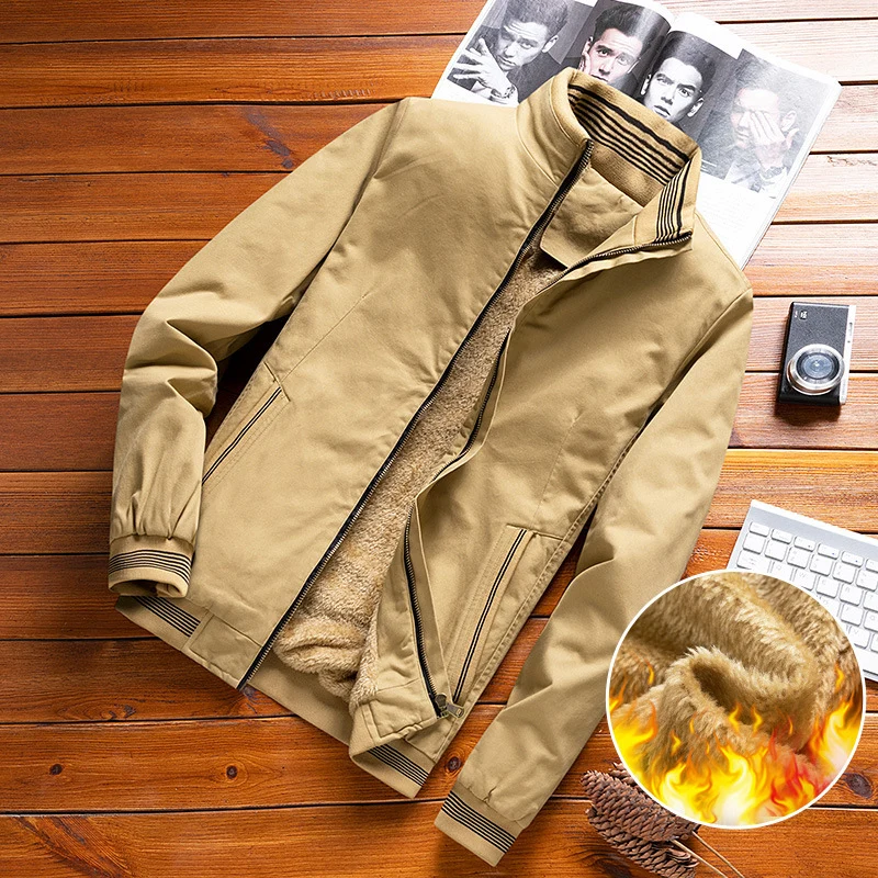 Herren leichter Canvas-Bomber mit gestreiften Rippbündchen, Stehkragen und Reißverschlusstaschen Nord Taschen