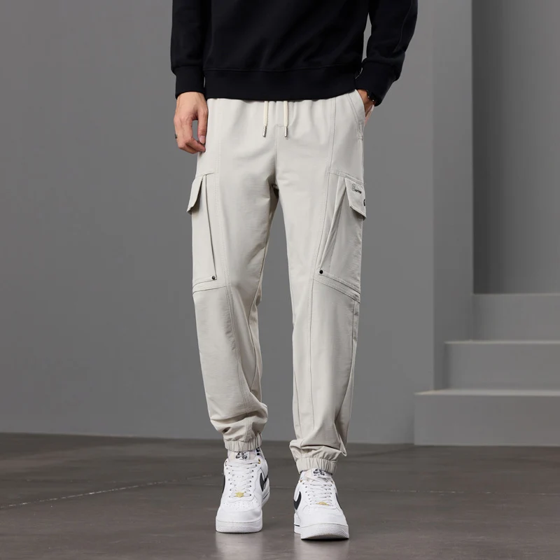 Herren Tapered Cargo-Joggerhose mit Knieeinsatz, Tunnelzugbund und Klappentaschen Nord Taschen