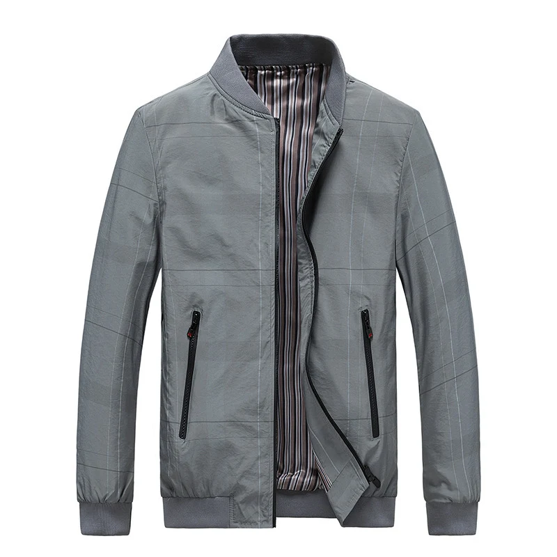 Herren leichter Nylon‑Bomberjacke mit gestreiftem Innenfutter, Reißverschluss‑Taschen und gerippten Abschlüssen Nord Taschen