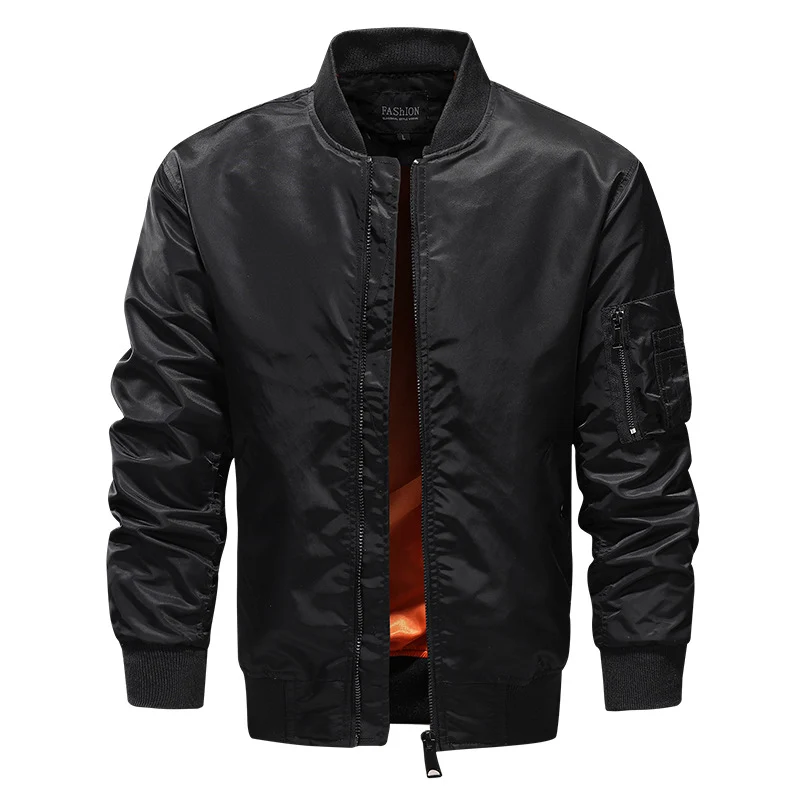 Herren Leichter Nylon‑Bomberjacke im MA‑1‑Stil mit Ärmeltasche und kontrastierendem Innenfutter Nord Taschen
