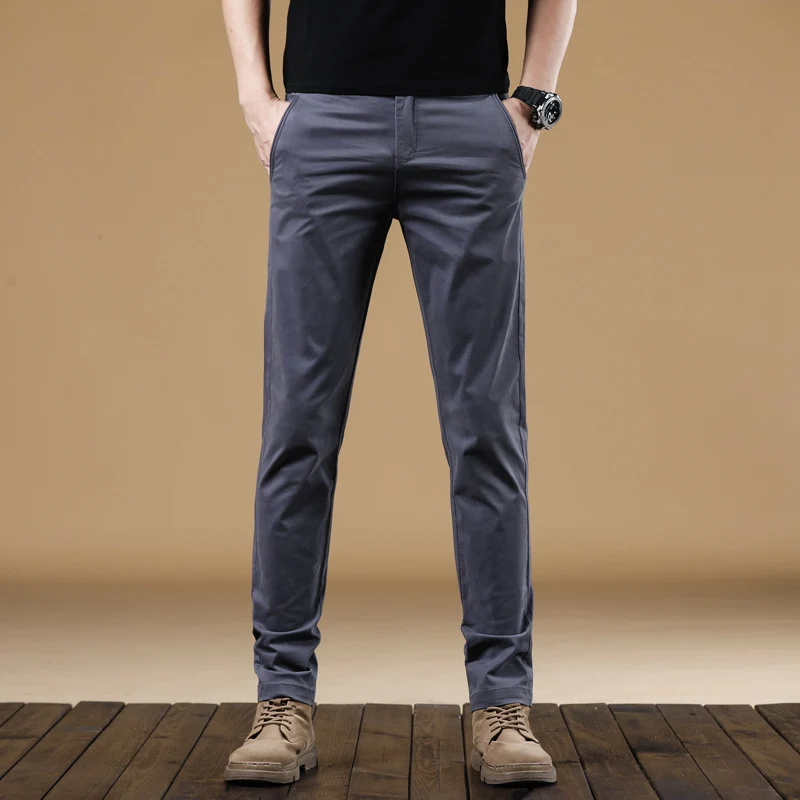 Herren Locker geschnittene Baumwoll-Chino mit Komfortbund und dezentem Stretch Nord Taschen