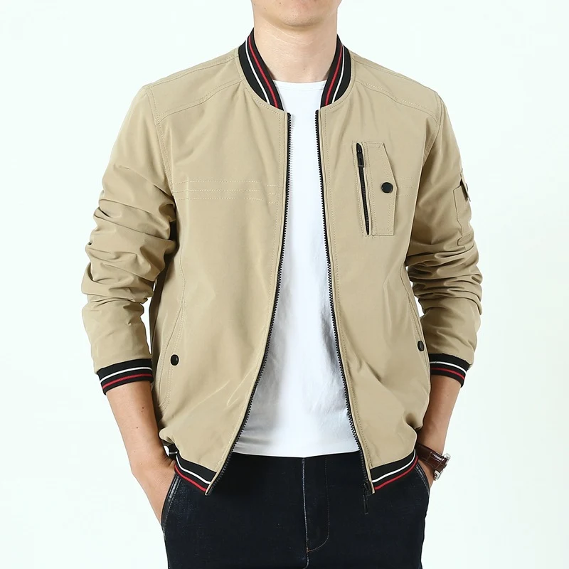 Herren Leichter Bomberblouson im Retro‑Sportstil mit geripptem Kragen und Reißverschluss‑Taschendetail Nord Taschen