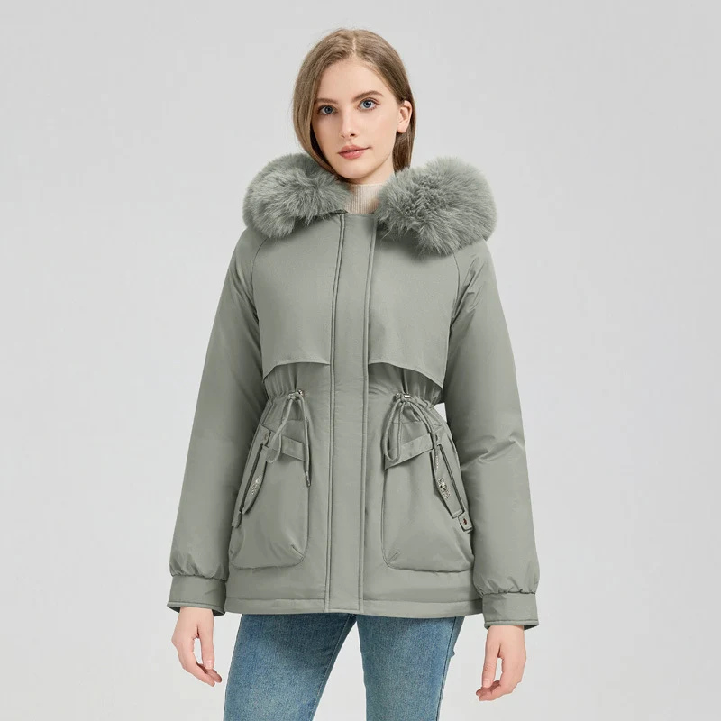 Damen nan taillierter Funktionsparka mit XXL-Kapuze, weichem Fleecefutter und multifunktionalen Pattentaschen Nord Taschen