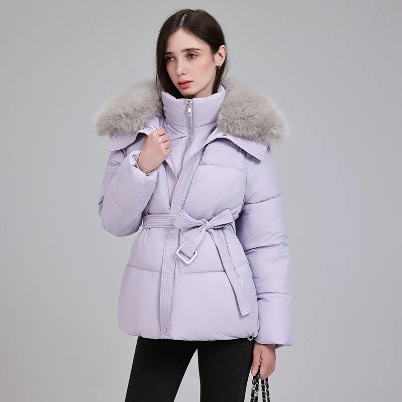 Damen nan luxuriöse kurze Pufferjacke mit integriertem Windschutzkragen und Taillengürtel Nord Taschen