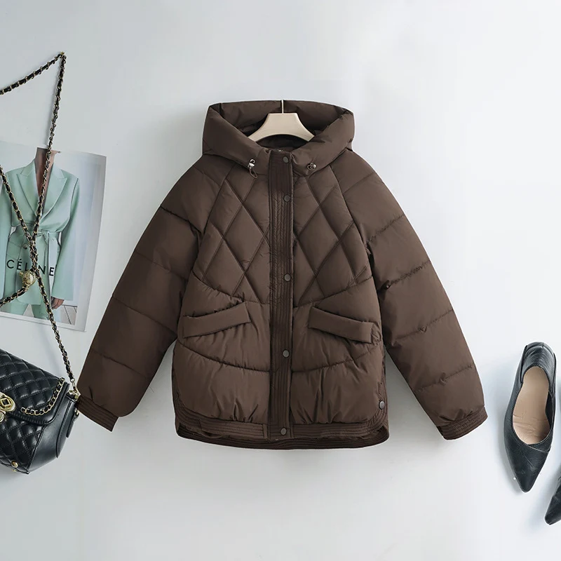 Damen nan kurze wattierte Kapuzenjacke mit Rautenstepp, schrägen Pattentaschen und geripptem Saum Nord Taschen