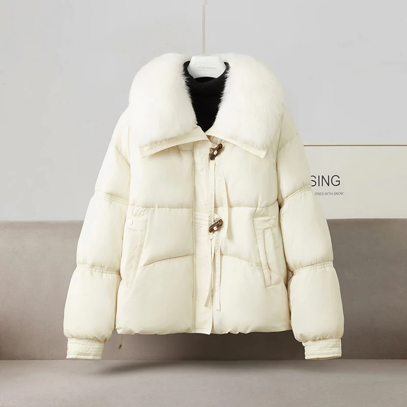 Damen nan kurze Steppluftjacke mit voluminösem Webpelzkragen, Knebelverschluss und formstabiler Taillenlinie Nord Taschen