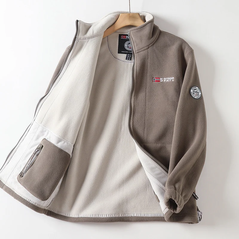 Herren Fleecejacke mit Stehkragen, durchgehendem Reißverschluss und Eingrifftaschen Nord Taschen