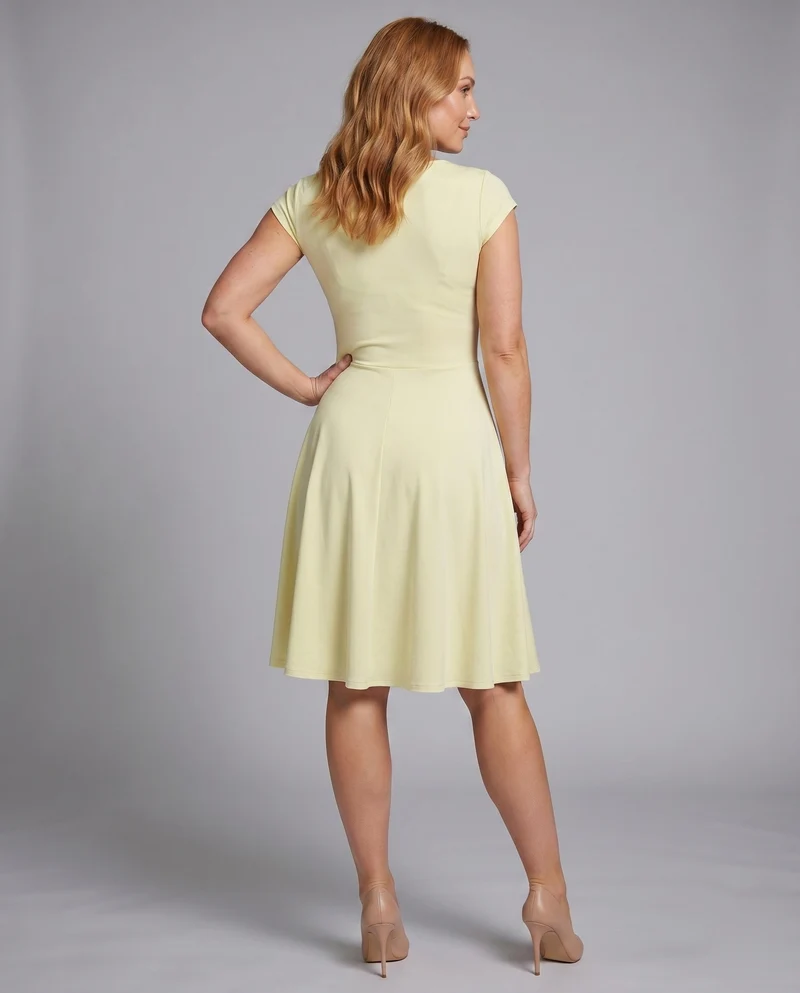 Damen A-Linien Kleid mit Wickeldesign und Falten von - Vittorelli