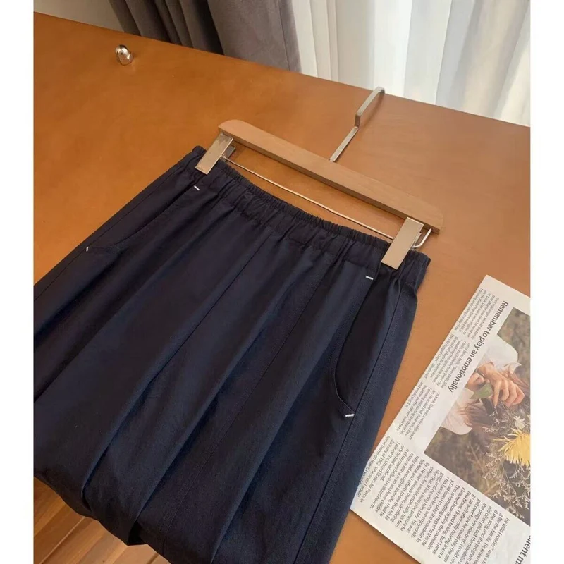 Damen Elegante und bequeme Plisseehose Nord Taschen