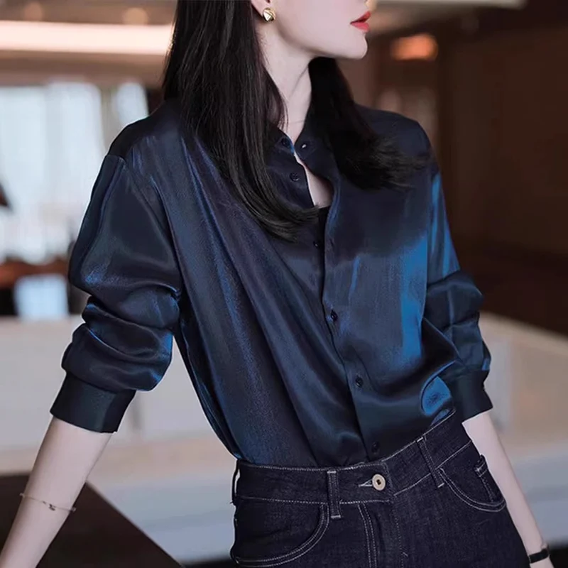 Damen Elegante satinierte Bluse mit Stehkragen Nord Taschen