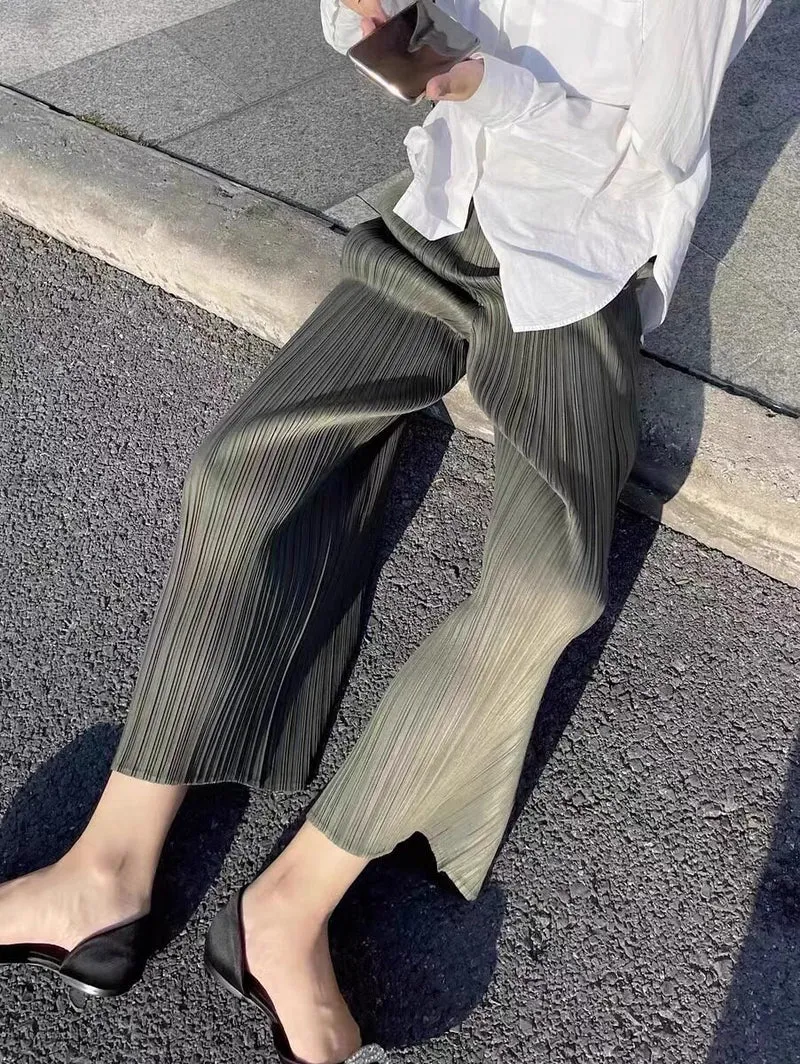 Damen Elegante Plisseehose Nord Taschen
